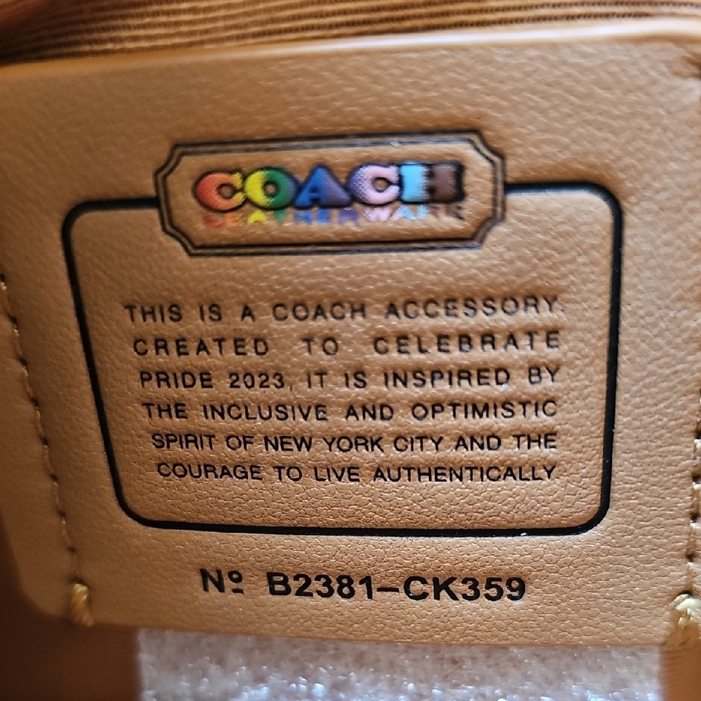 Coach Signature Wristlet with Colorful Patch NWT Pride Edition - Picture 5 of 7